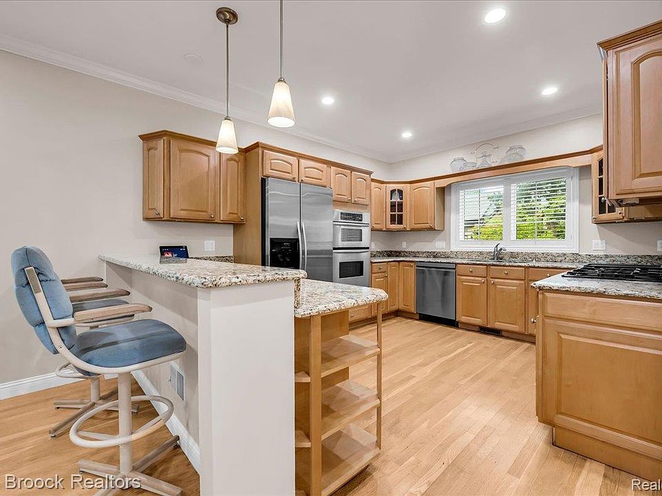 2175 Langham Dr, photo 7