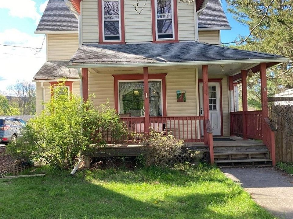 1st image of 84 River St