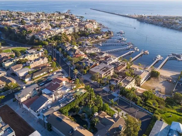 2200 Pacific Dr, Corona Del Mar, CA 92625