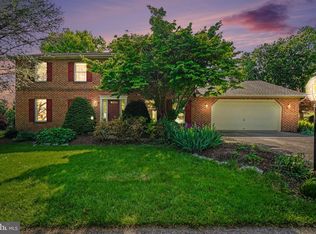 1204 E Powderhorn Rd, Mechanicsburg, PA 17050