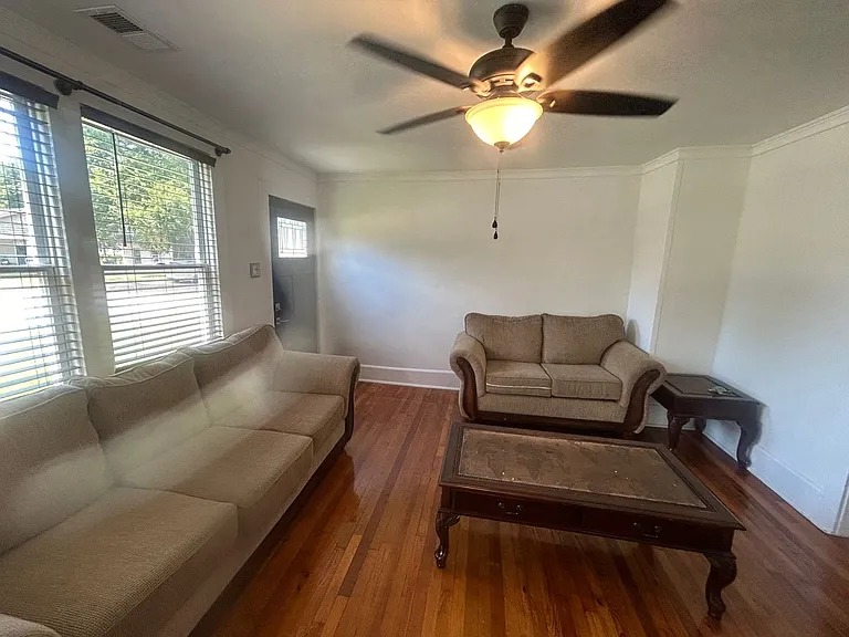 910 Lacy St — Photo 8