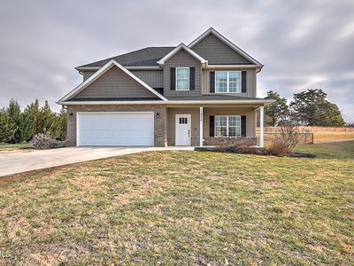 1975 Erwin Hwy, Greeneville, TN, 37745