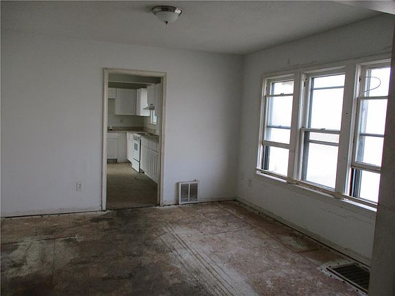 4th image of 400 Wheeling Ave