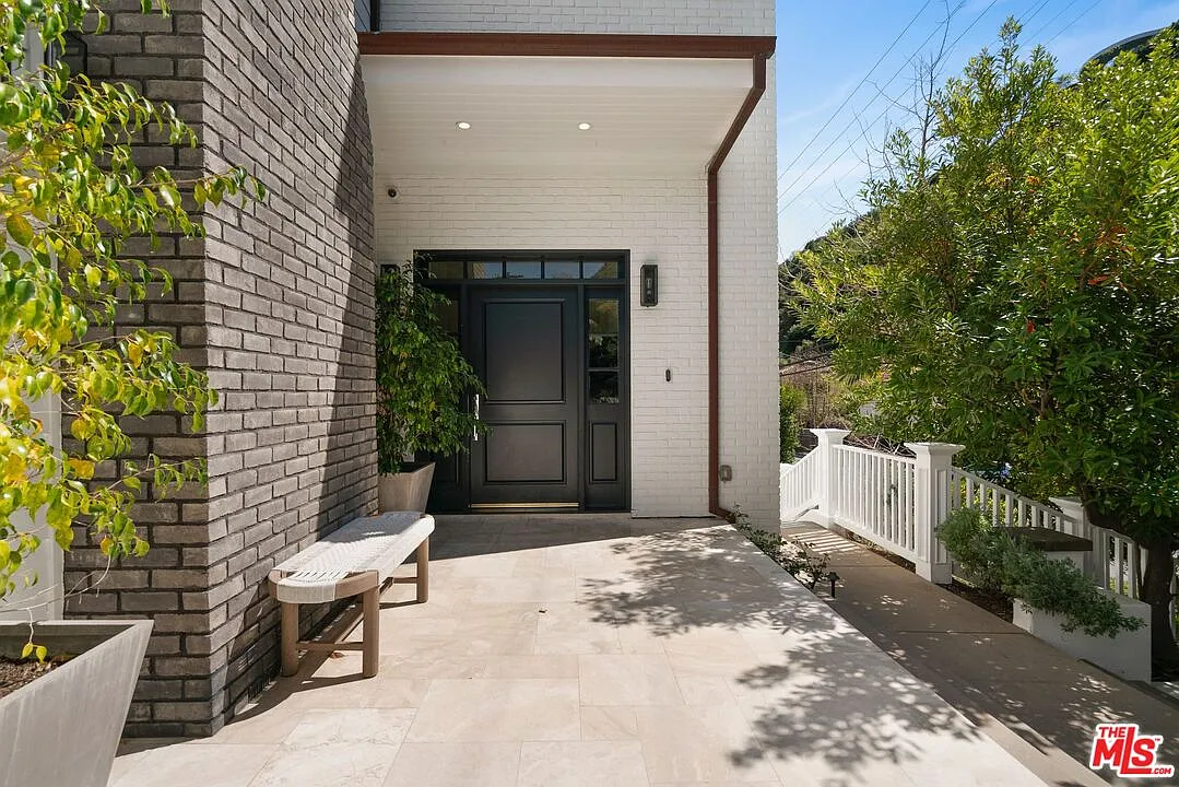 5 bed, 8.5 bath, 6626 sqft, $50,000 — Photo 3