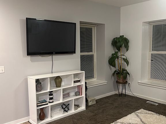 3rd image of 121 National Ave SW #1