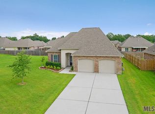 14492 Stonegate Manor Dr, Gonzales, LA 70737