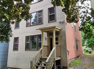 37 Victoria St, Saint John, NB E2K1L2