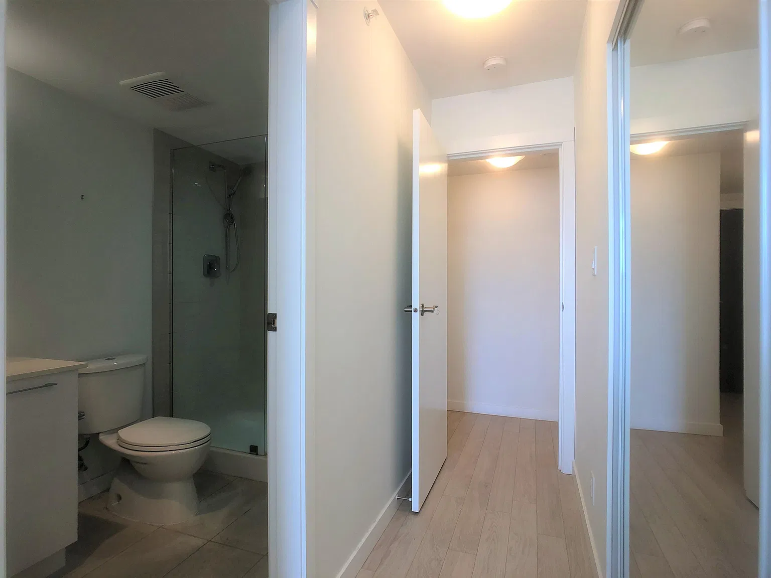 3 bed, 1110 sqft, $3,500 — Photo 3