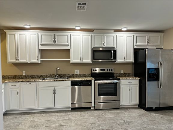 5th image of 8120 Puffin Dr