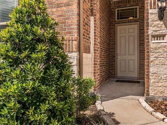 3rd image of 1414 Coleto Creek Ln