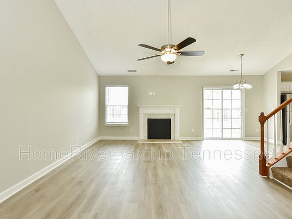 4th image of 105 Savannah Ct