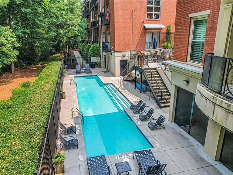 560 Dutch Valley Rd NE #2201 — Photo 21