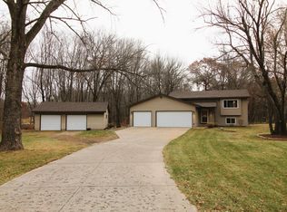 122 168th Ave NE, Ham Lake, MN 55304