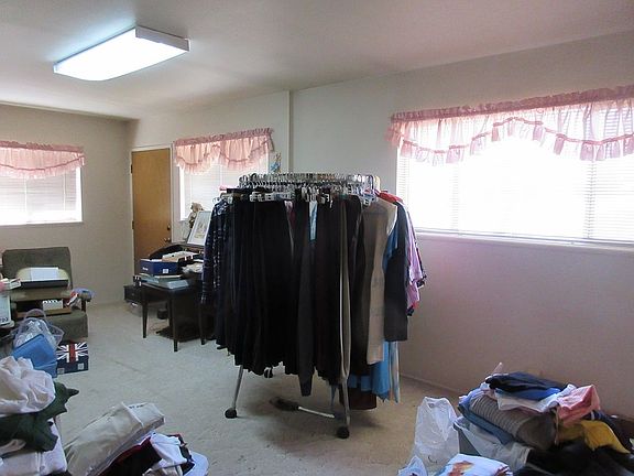 5th image of 806 Park Pl