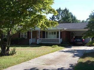 305 Palmetto St, Bennettsville, SC 29512