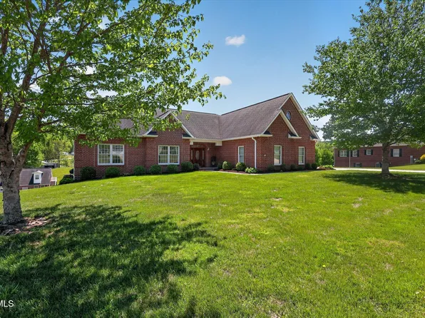 121 Sunnyfield Dr, Blountville, TN 37617