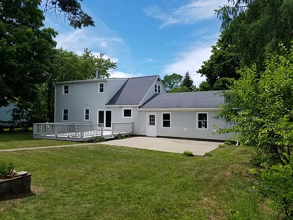 5th image of 38 Terry Dr