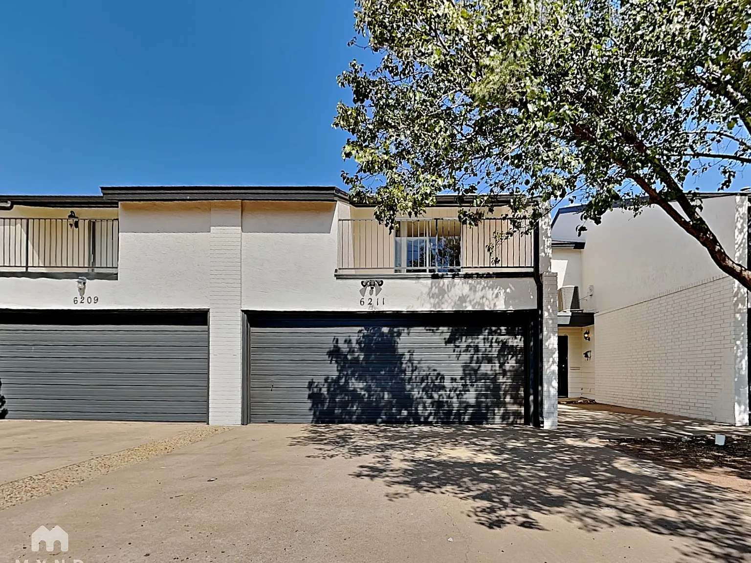 3 bed, 2.5 bath, 1818 sqft, $1,399 — Photo 1