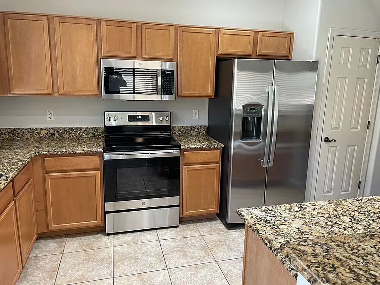 1155 W Calle Fuente De Carino — Photo 7