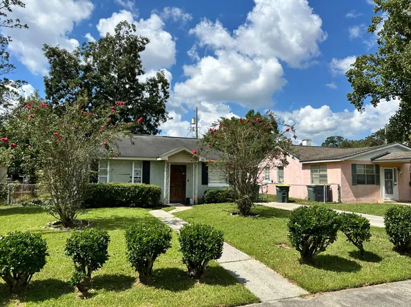 903 Googe St, Savannah, GA 31415