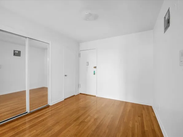 2 West End Avenue image 1 of 11