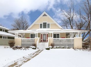 1413 W Autumn Rd, Palatine, IL 60067