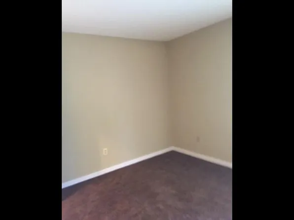 1611 Oak Brook Dr, Jackson, MS 39212