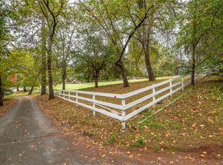 1940 Applegate Ave, Grants Pass, OR 97527