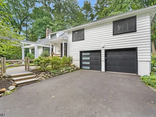 22 Arrowhead Rd, Morris Twp., NJ 07960