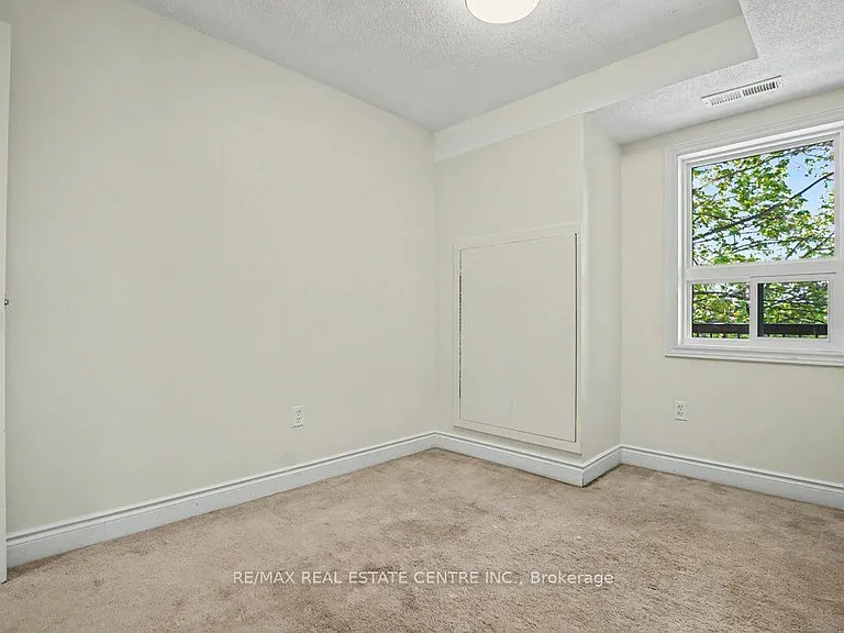 15 Hofstetter Ave #313 — Photo 19