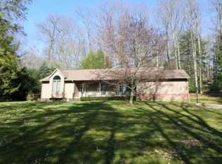 155 Pinewood Dr, Clarion, PA 16214
