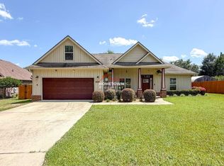 5573 Nate Ln, Milton, FL 32570