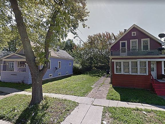 2nd image of 19 Navel Ave
