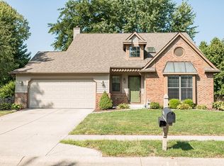 10676 Northhampton Dr, Fishers, IN 46038