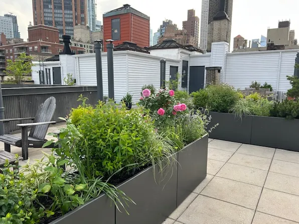 136 East 36th Street image 21 of 26