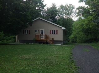 1014 Saw Mill Rd, Ravena, NY 12143