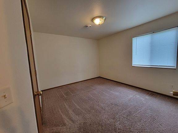 5th image of 1716 5th St E #B