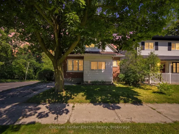 1228 Kenneth Ave, Peterborough, ON K9J 5P9