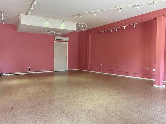 4th image of 3226 East Broadway
