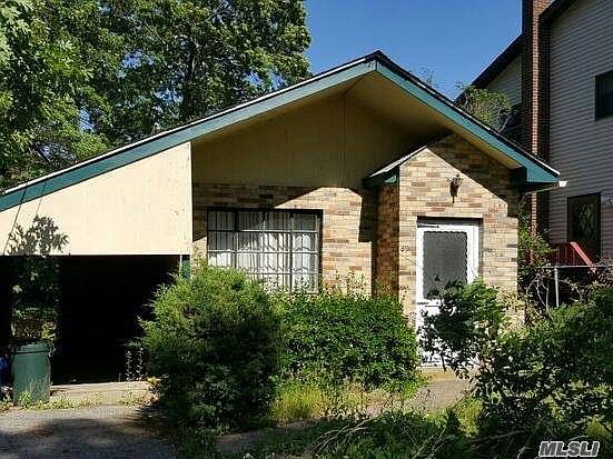 2nd image of 69 Hawthorne Ave