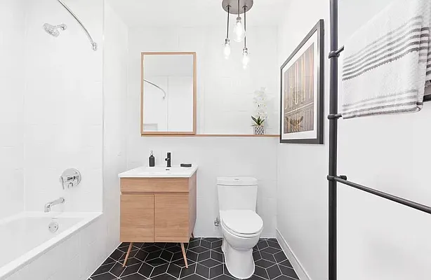 Rented by Bohemia Realty Group | media 3