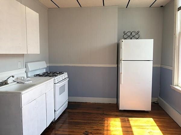 2nd image of 188 Broadway APT A