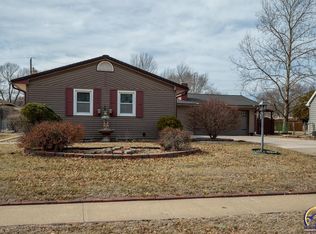 3401 SW Arrowhead Rd, Topeka, KS 66614