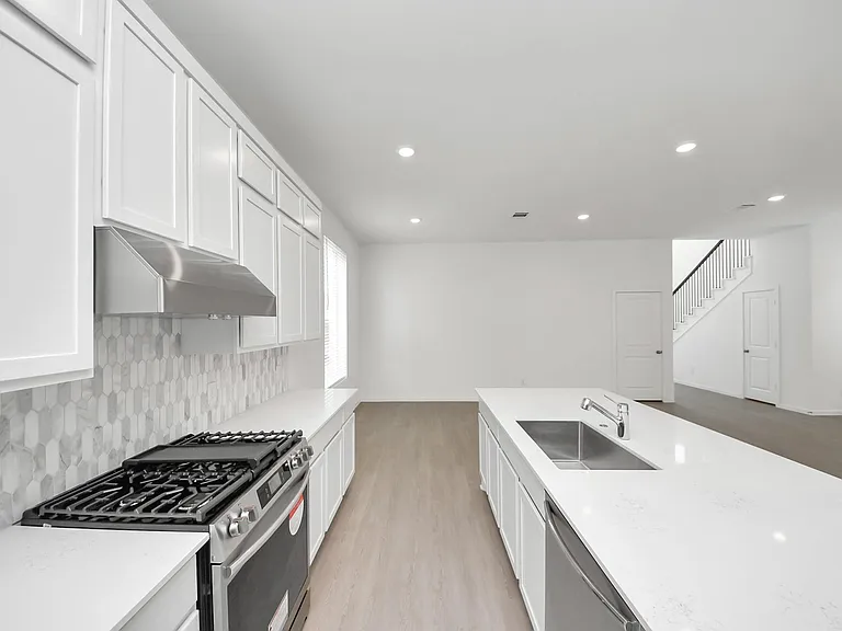 6414 Orchid Beach Dr — Photo 21