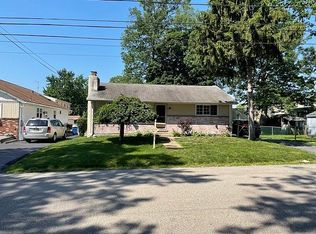 231 Sycamore Ave, Folsom, PA 19033