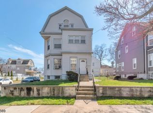 126 Richelieu Ter, Newark, NJ 07106