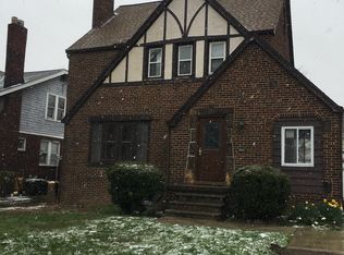 17501 Harland Ave, Cleveland, OH 44119