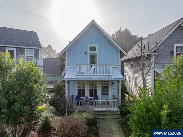 2793 SW Anemone Ave, Lincoln City, OR 97367