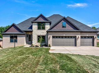 8041 Whitetail Trl, Evansville, IN 47711