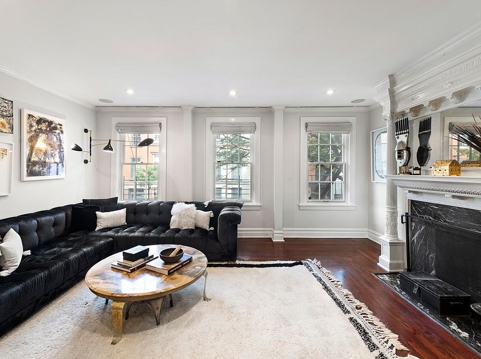 1st image of 392 Bleecker St